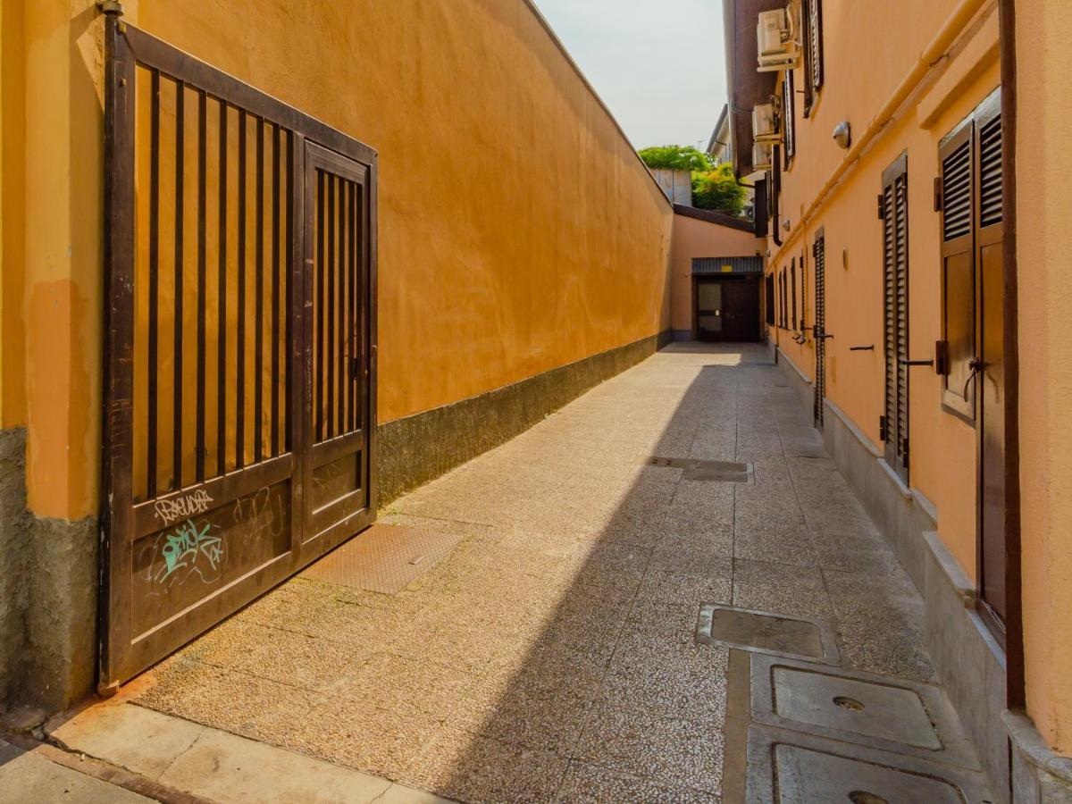 Navigli-Tortona - Aesthetic Suite Milano Ngoại thất bức ảnh